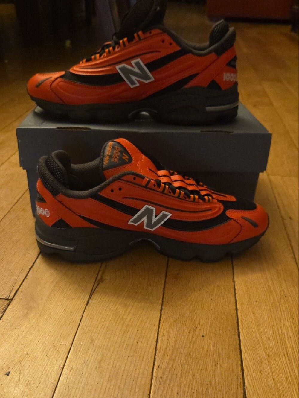 Red NEW BALANCE 1000 MSR ...RARE!! - Picture 7 of 11